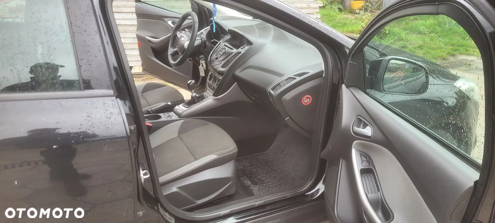 Ford Focus - 10
