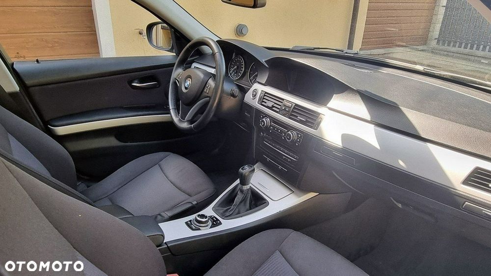 BMW Seria 3 - 13