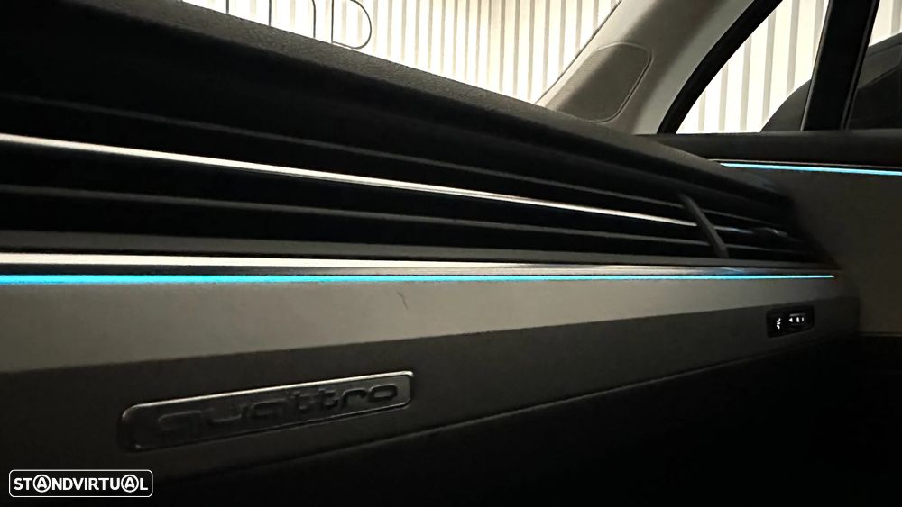 Audi Q7 3.0 TDI quattro S-line Tiptronic 7L - 20