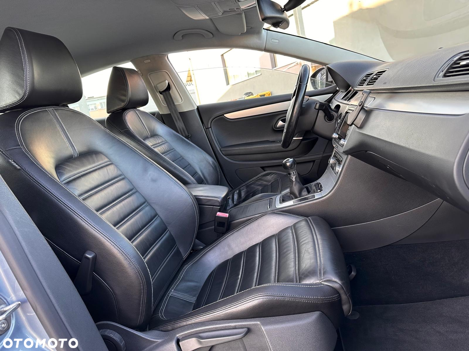 Volkswagen Passat CC - 5