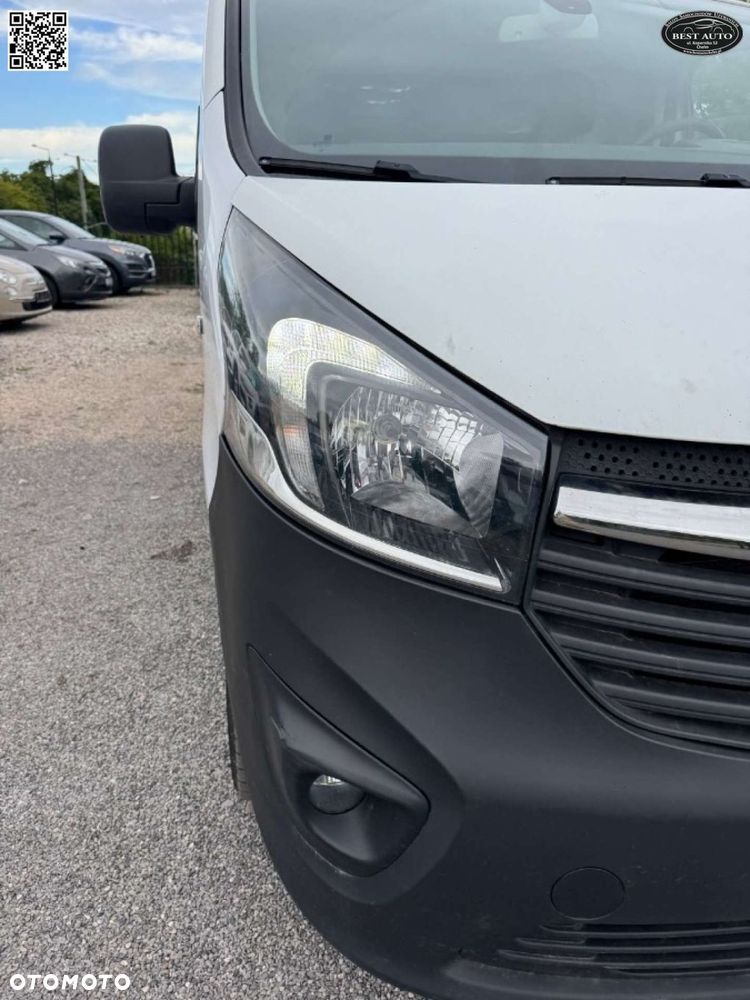 Opel Vivaro - 12