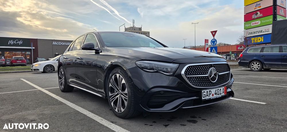 Mercedes-Benz E 220 d 4Matic 9G-TRONIC Edition AMG Line - 10
