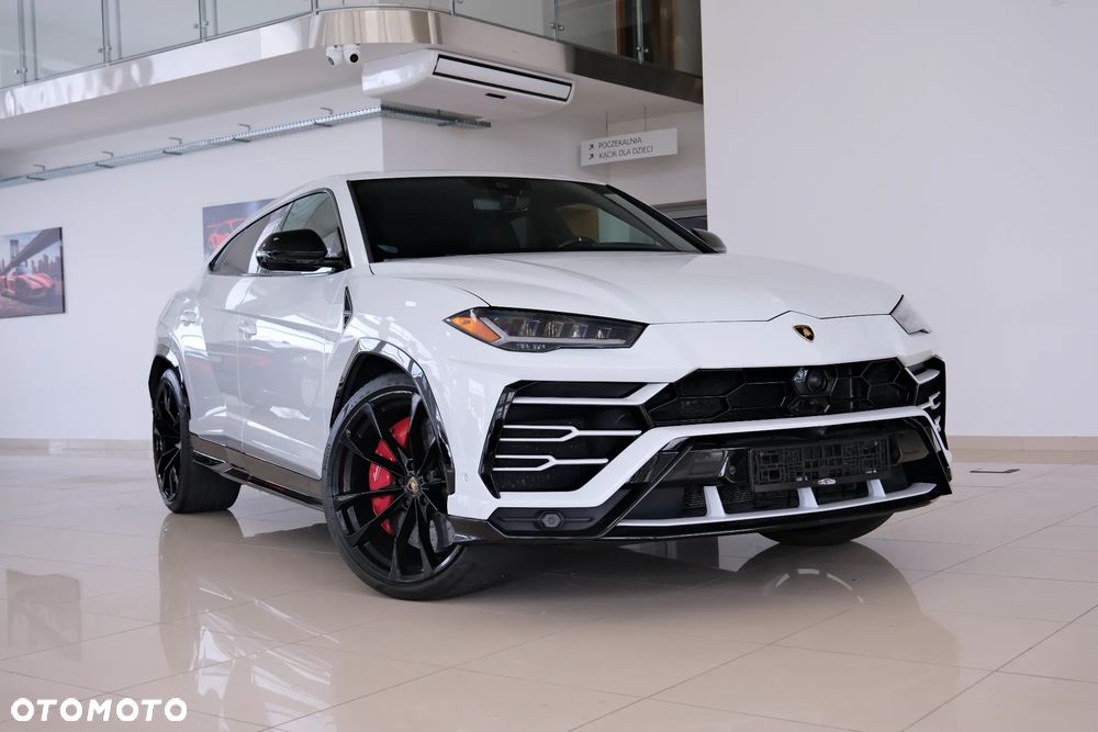 Lamborghini Urus - 3