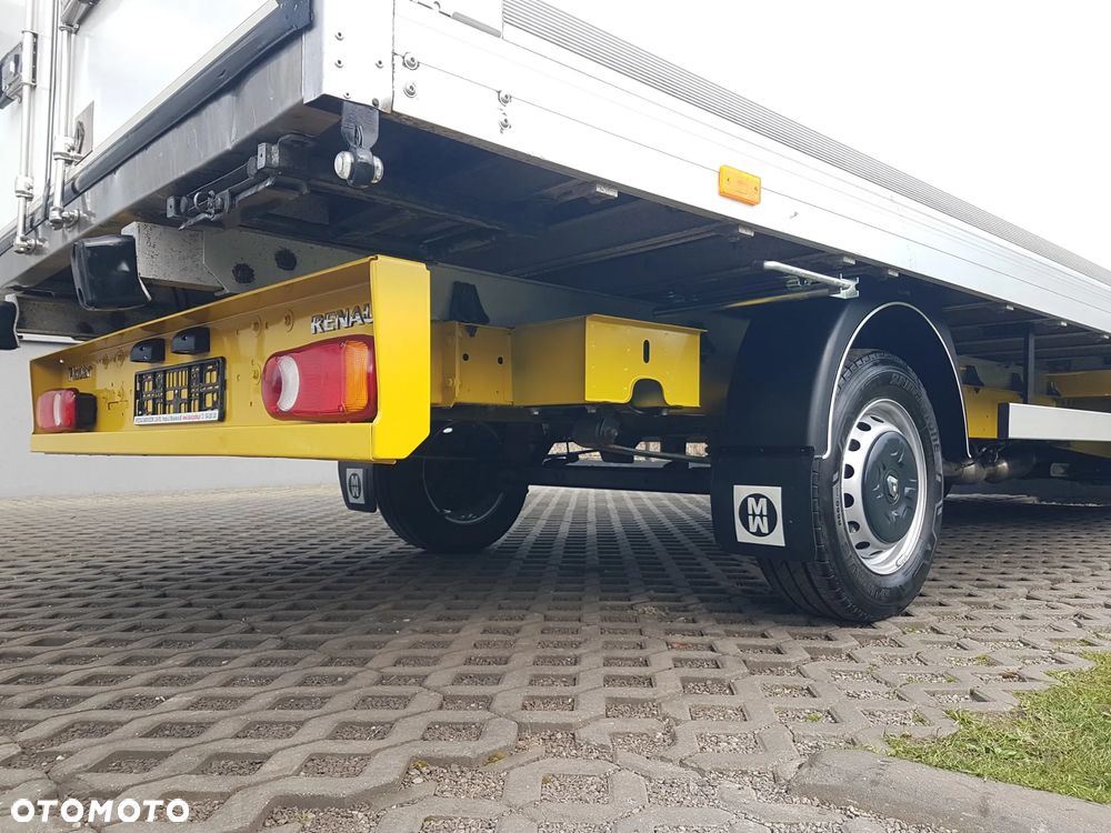 Renault MASTER KONTENER 8EP 4,22x2,23x2,22 KLIMA KRAJOWY MANUAL  6-BIEGÓW - 31