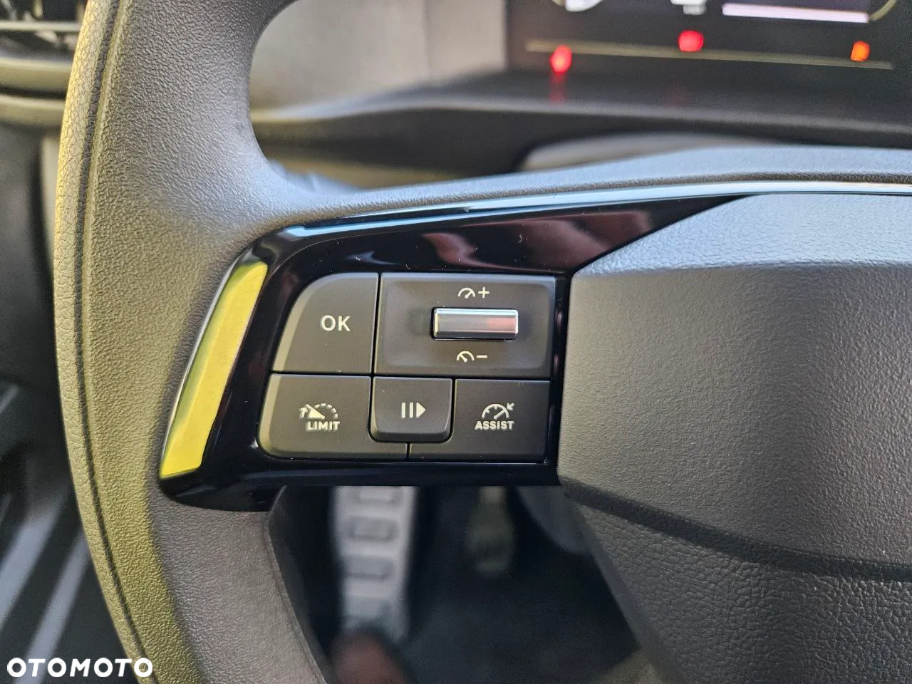Opel VIVARO FURGON EXTRA LONG BRYGADOWY - 11