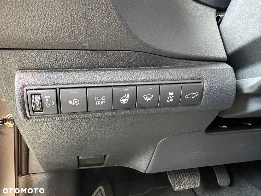 Toyota Corolla 2.0 Hybrid GR Sport - 11