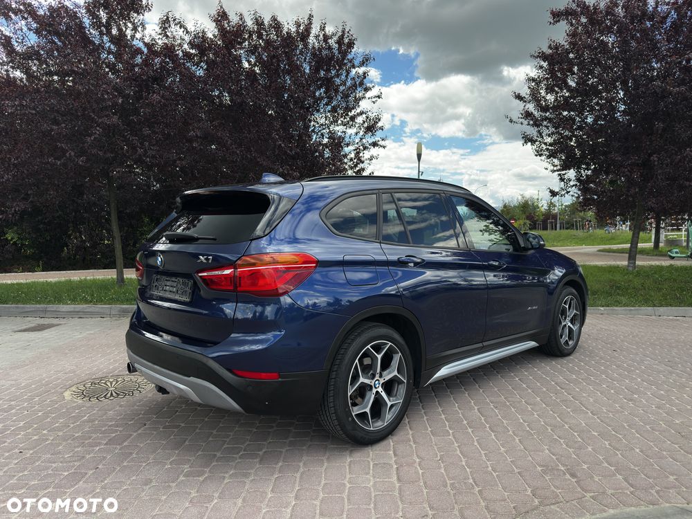 BMW X1 xDrive18d - 5