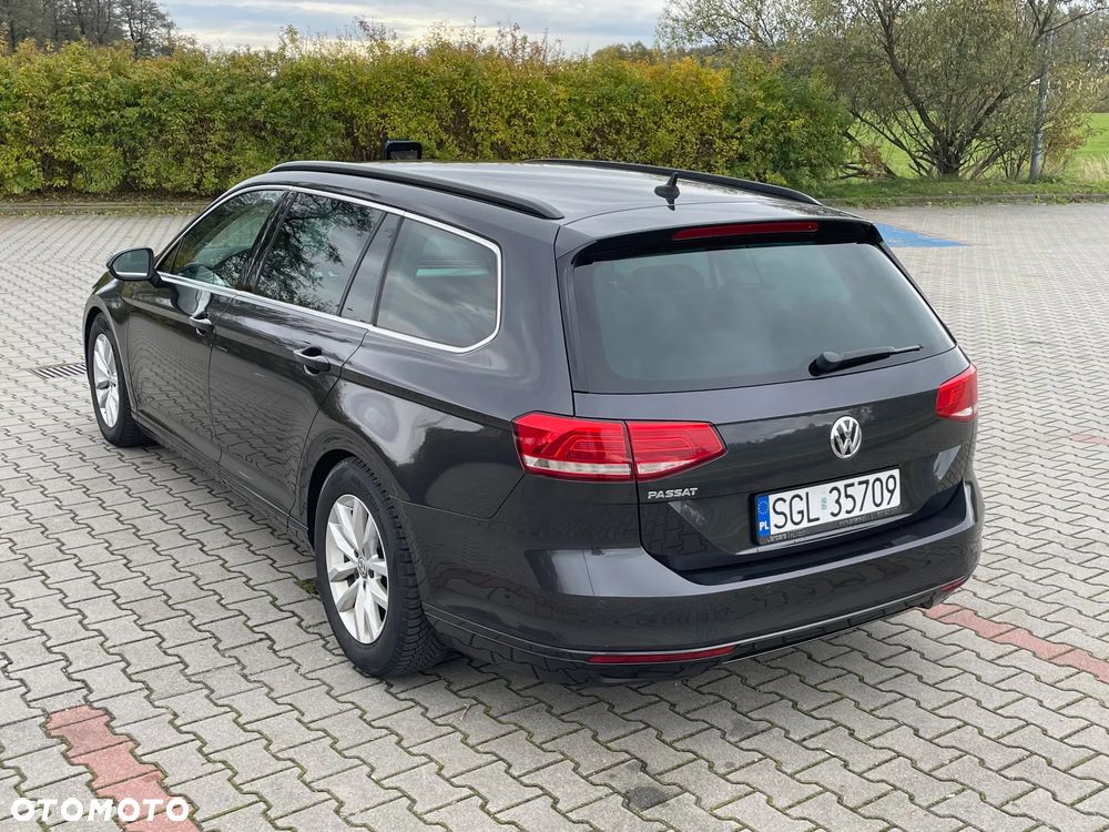 Volkswagen Passat 2.0 TDI (BlueMotion Technology) DSG Comfortline - 10