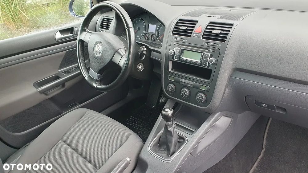 Volkswagen Golf - 9