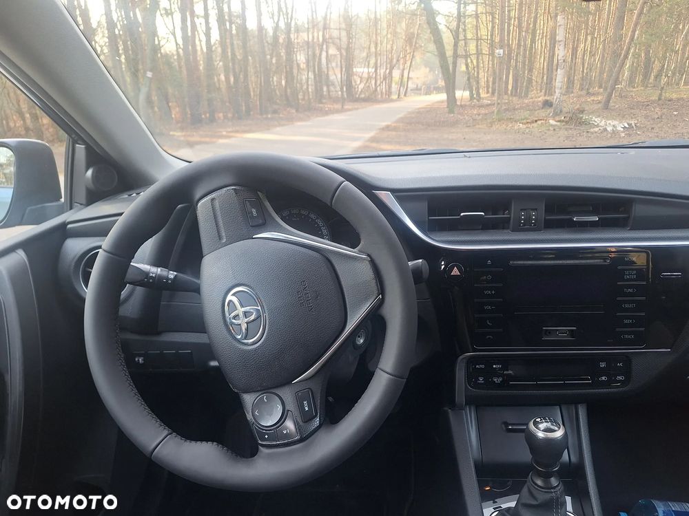 Toyota Auris 1.33 VVT-i Active - 9