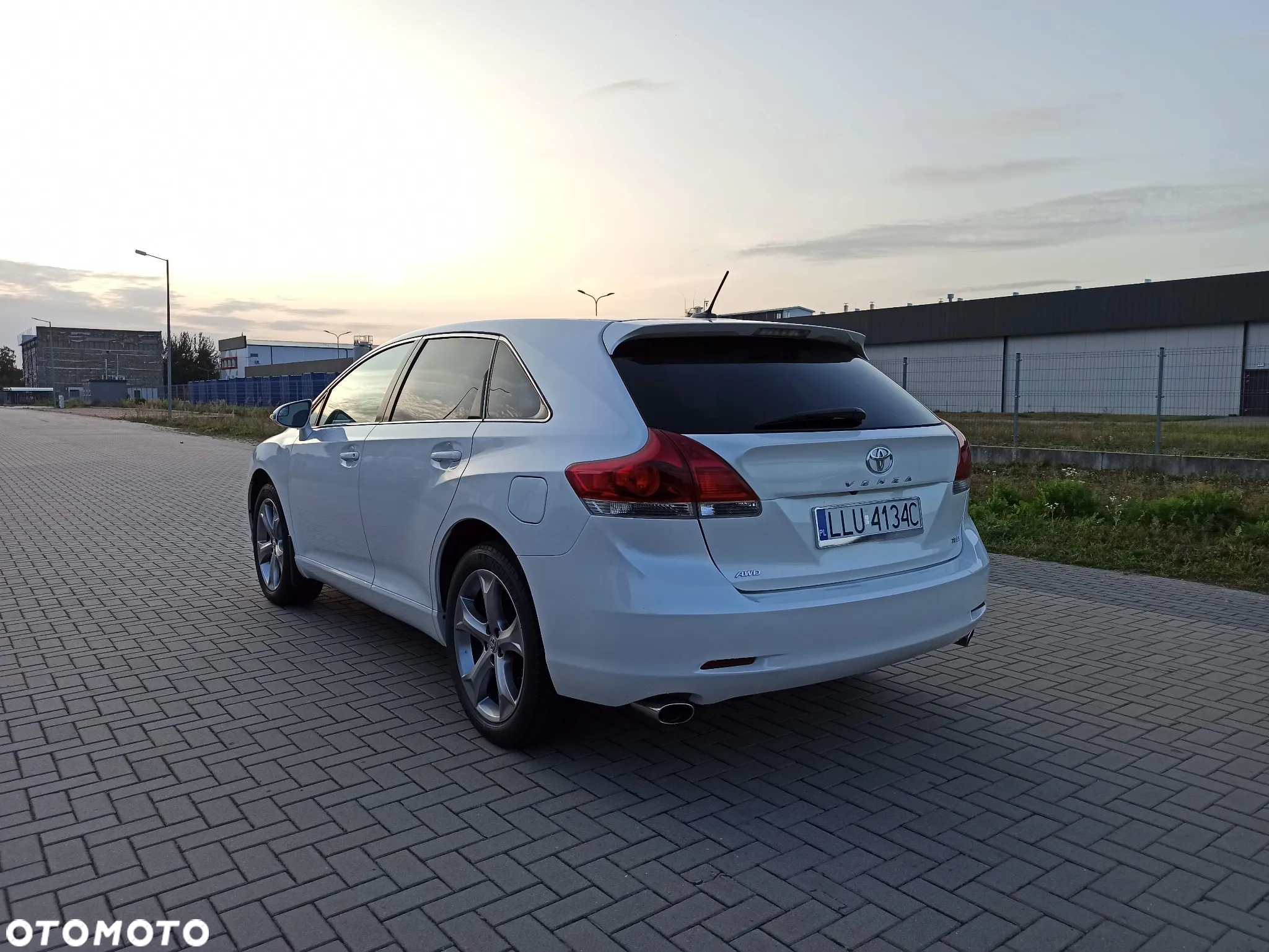 Toyota Venza 3.5 V6 AWD - 3