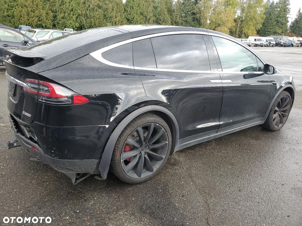 Tesla Model X Maximale Reichweite - 3