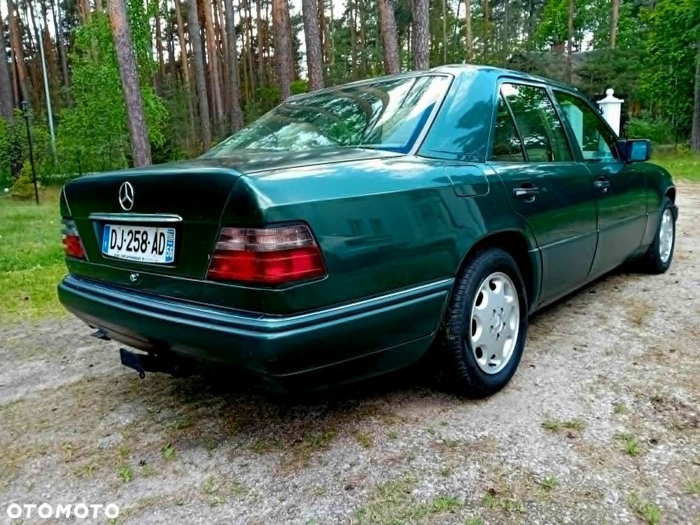 Mercedes-Benz W124 (1984-1993) - 14