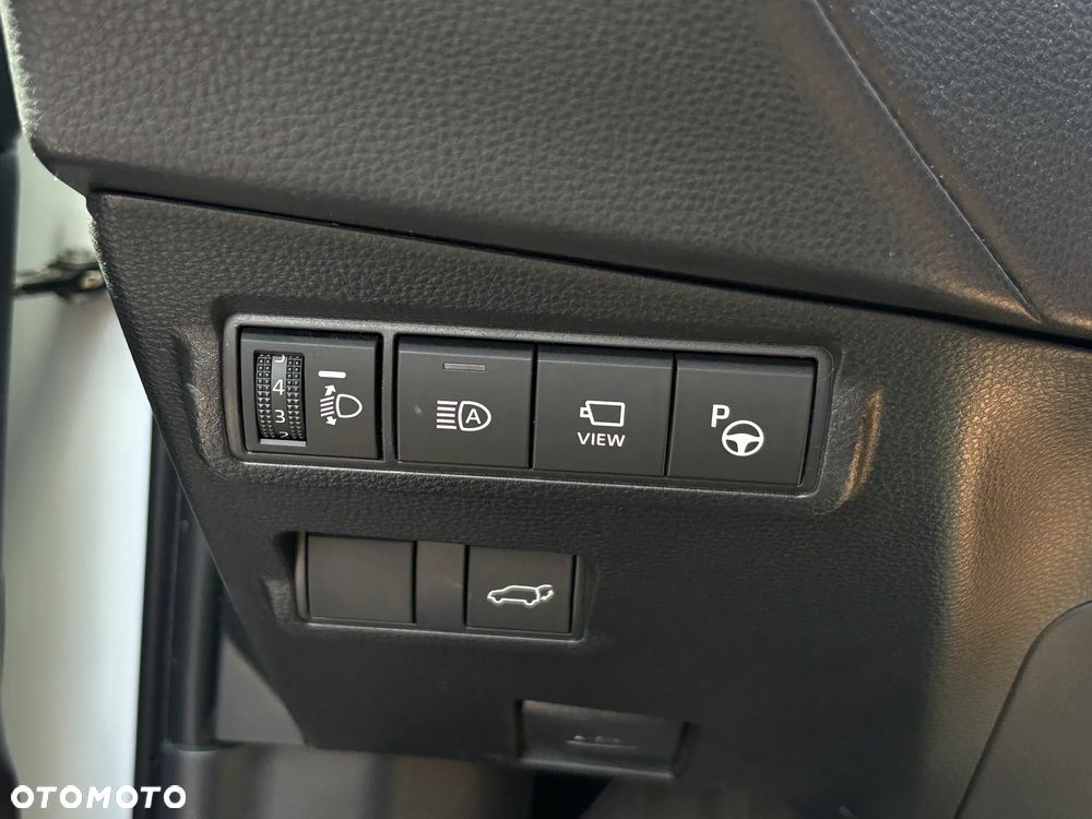 Toyota Corolla Cross 2.0 Hybrid Executive - 13