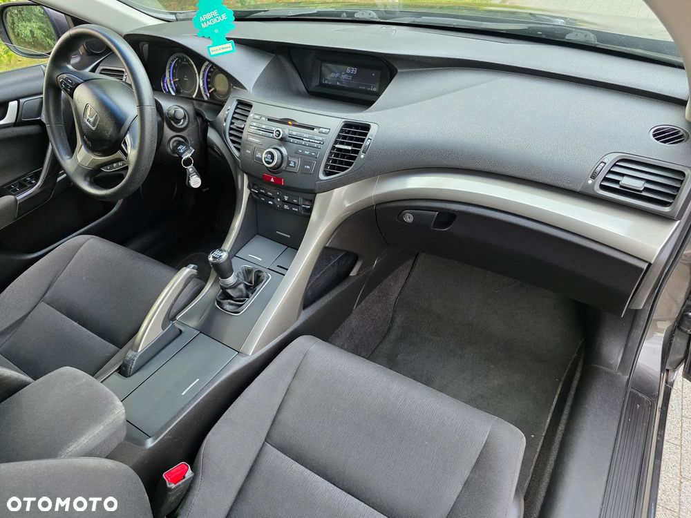 Honda Accord 2.0 Elegance - 26
