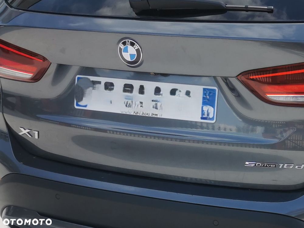BMW X1 sDrive16d - 19