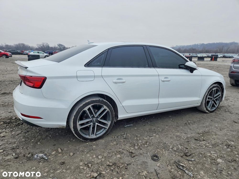 Audi A3 Limousine - 3