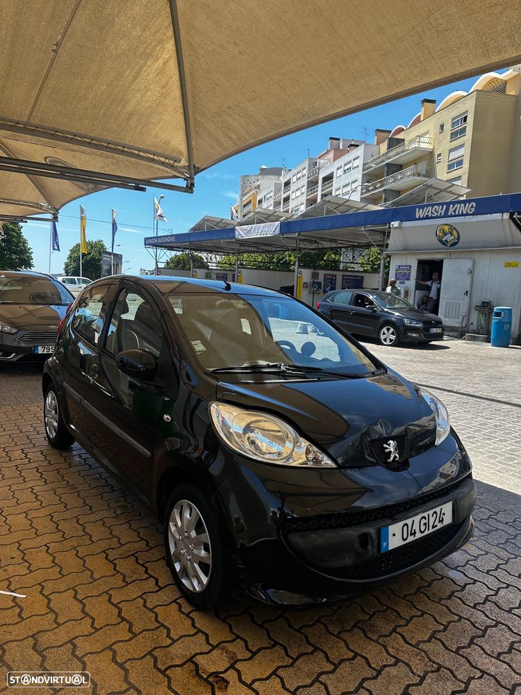 Peugeot 107 1.0 Trendy - 8