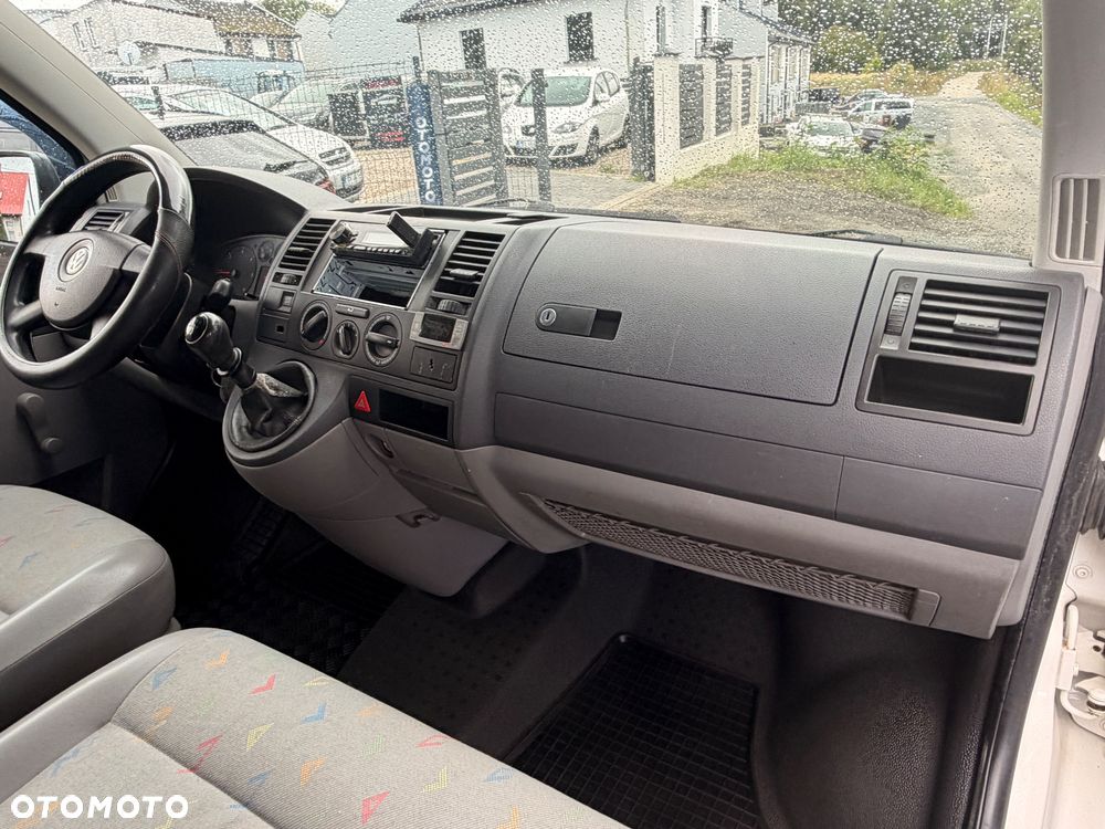 Volkswagen Transporter - 14