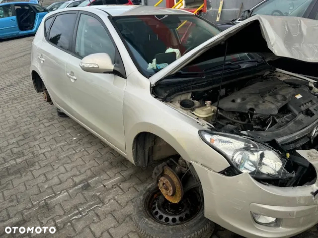 Hyundai I30 drzwi klapa zderzak QU czesci - 12