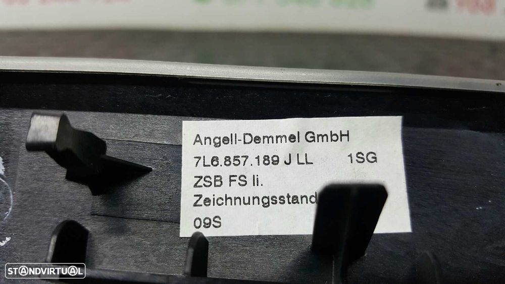 EMBELIZADOR VOLKSWAGEN TOUAREG (7LA) TDI V6 - 3