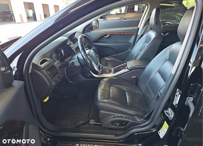 Volvo XC 70 - 7