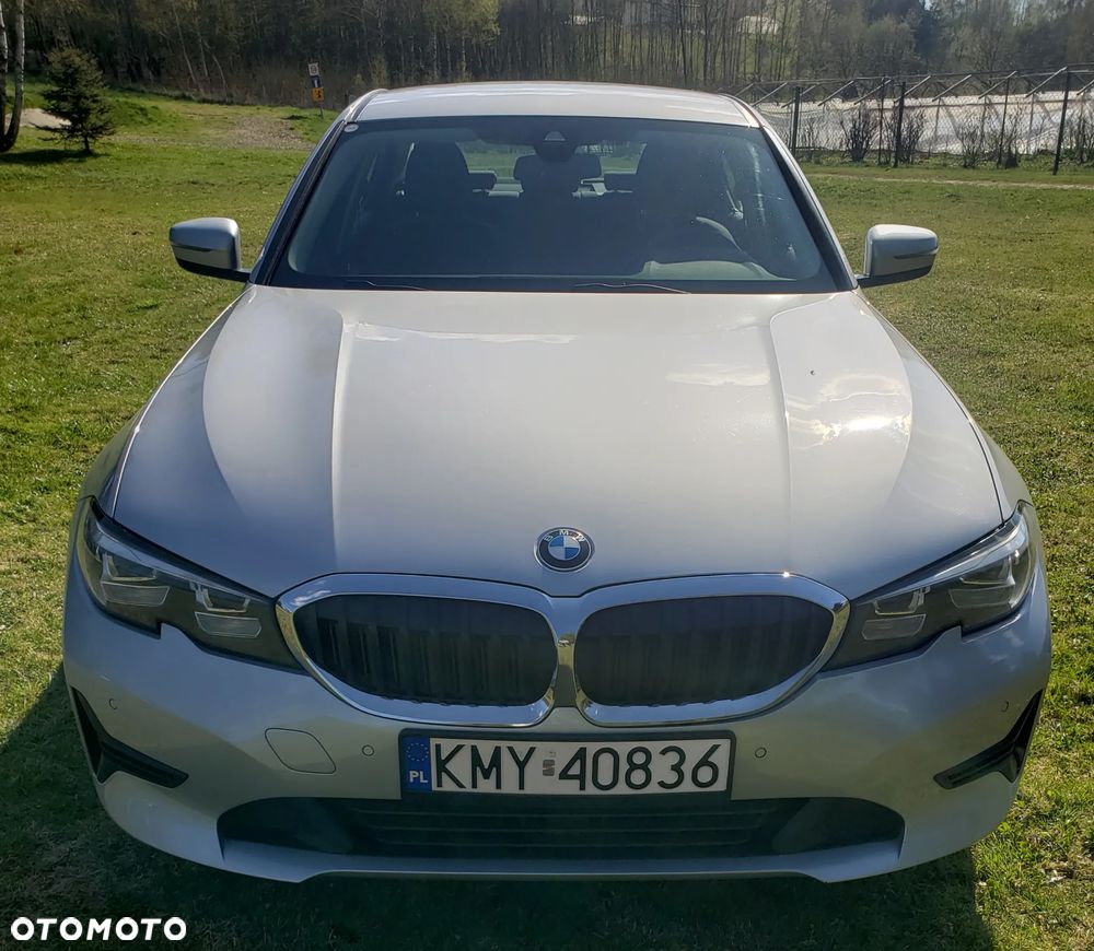 BMW Seria 3 318d - 2