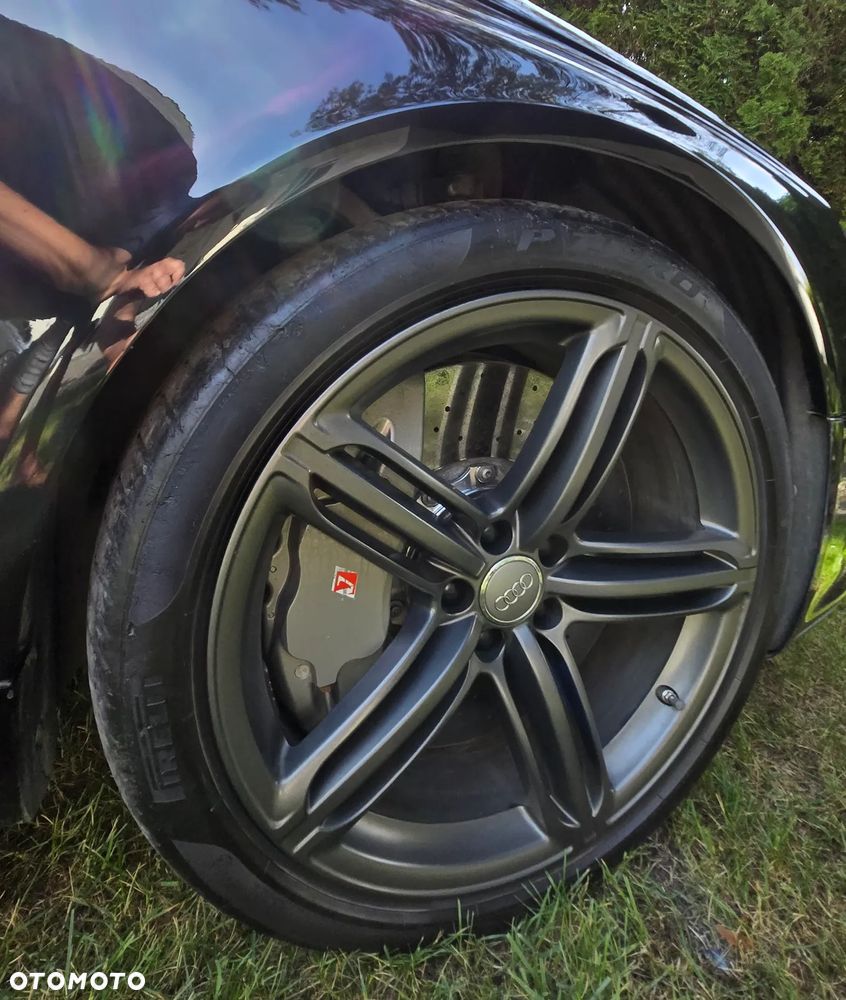 Audi RS6 ver-5-0-tfsi-quattro-tiptr - 16
