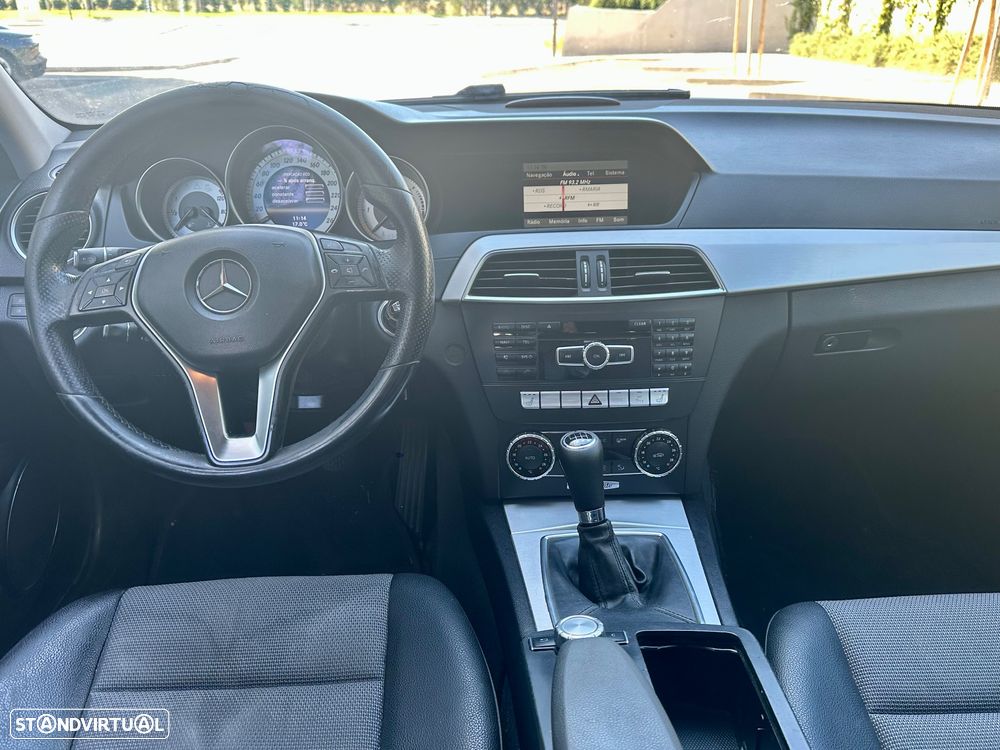 Mercedes-Benz C 220 Station CDI DPF BlueEFFICIENCY Avantgarde Edition - 6