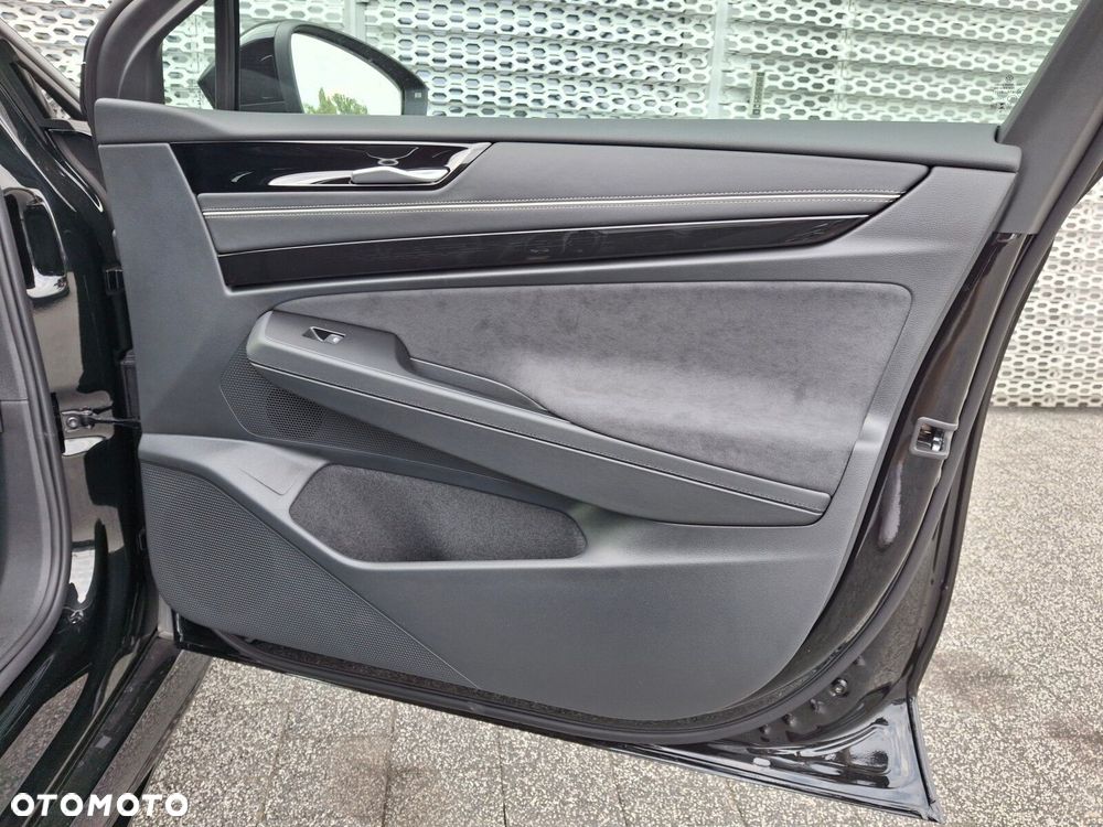 Volkswagen ID.7 77kWh Pro Plus - 19