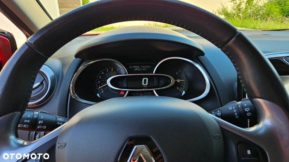 Renault Clio 0.9 TCe Techno Feel - 13