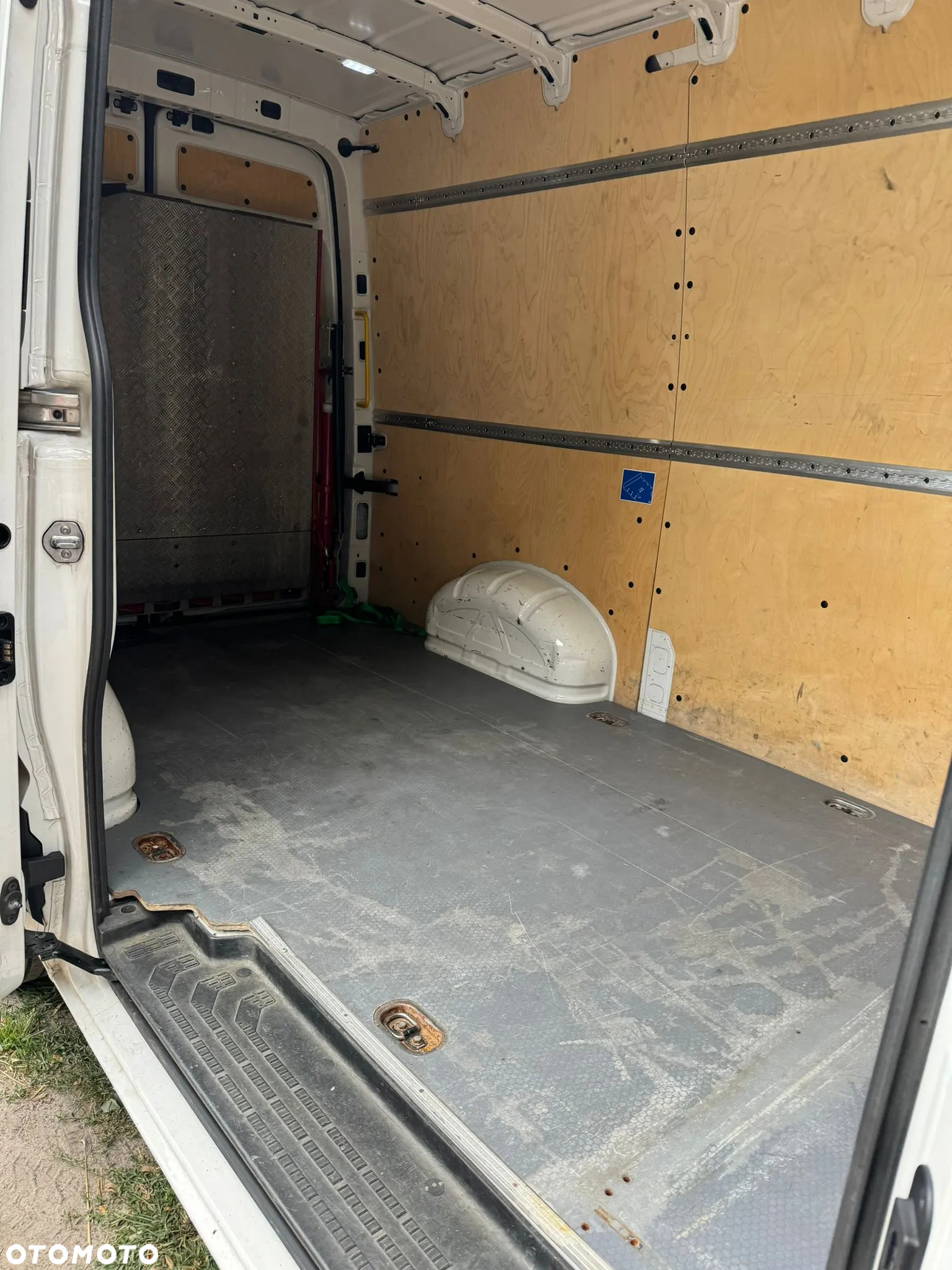 Volkswagen Crafter - 8