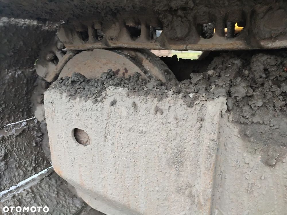 Komatsu PC 210 LC-11 - 16