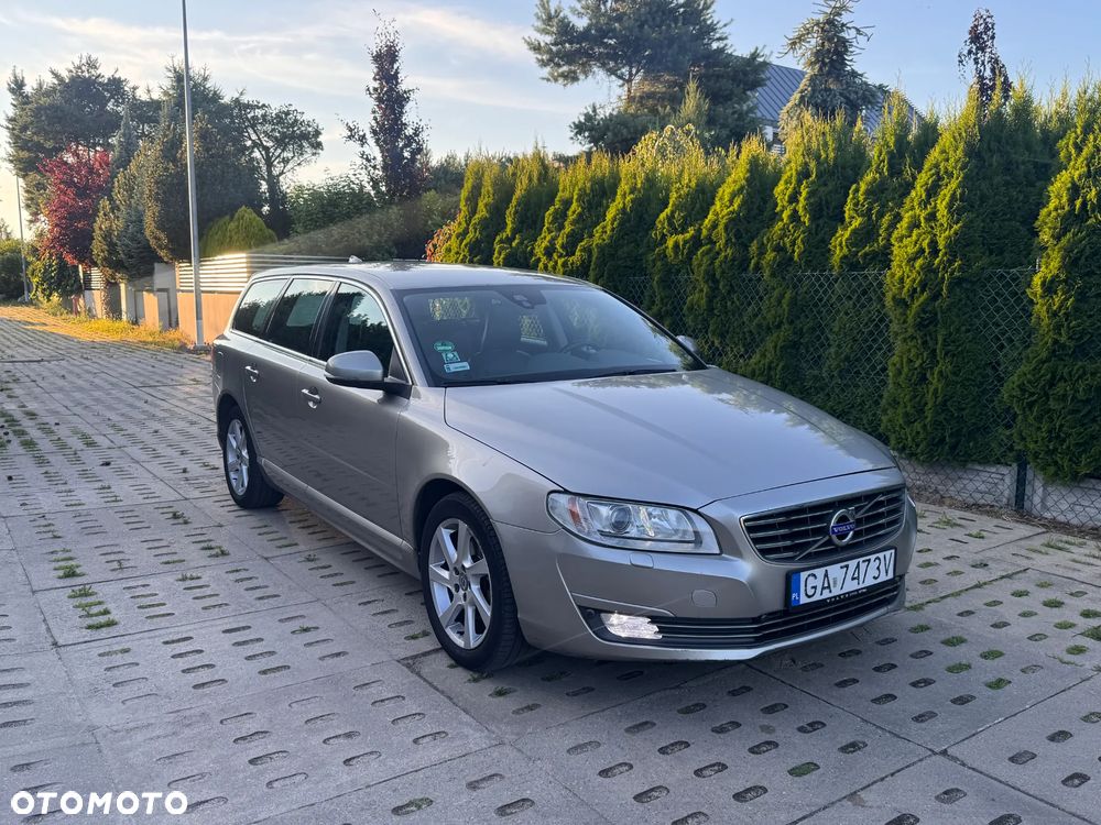 Volvo V70 D4 Drive-E Momentum - 1