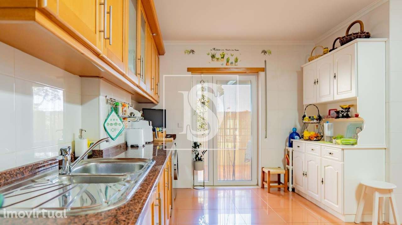 Apartamento T4  Condomínio Privado - Entroncamento - Grande imagem: 5/52