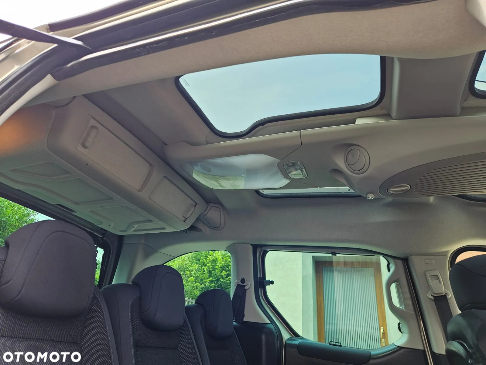 Peugeot Partner Tepee 90 Family - 27
