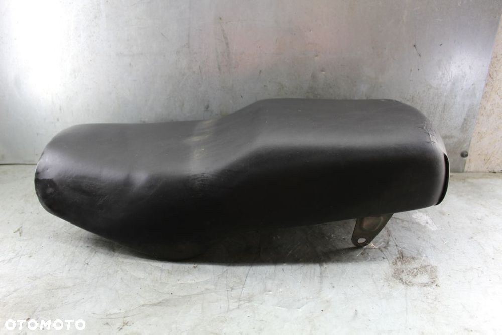 Suzuki GN 125 kanapa siedzenie - 2