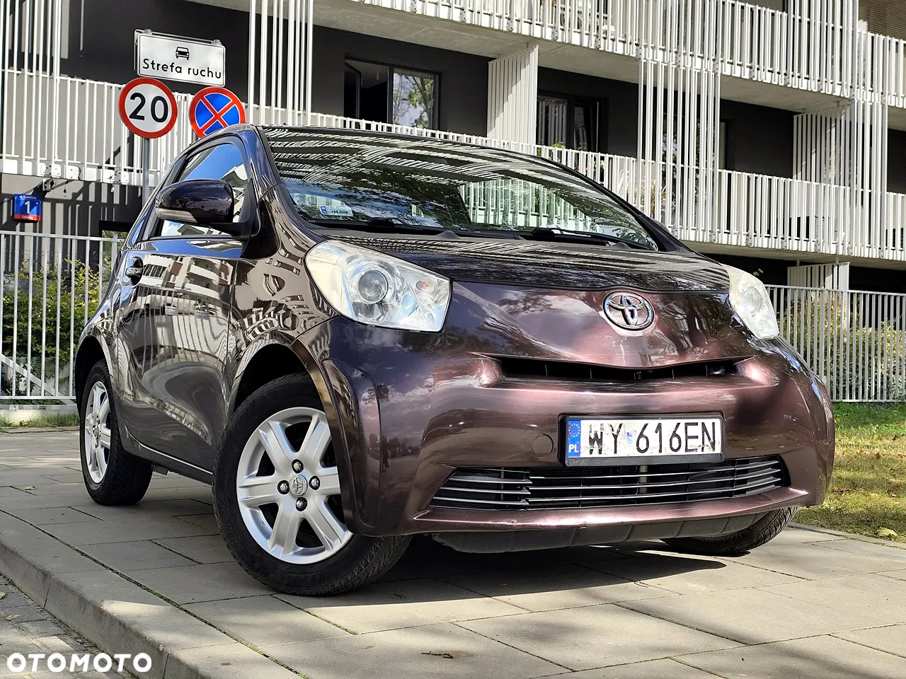 Toyota iQ 1.0 Luna CVT - 4