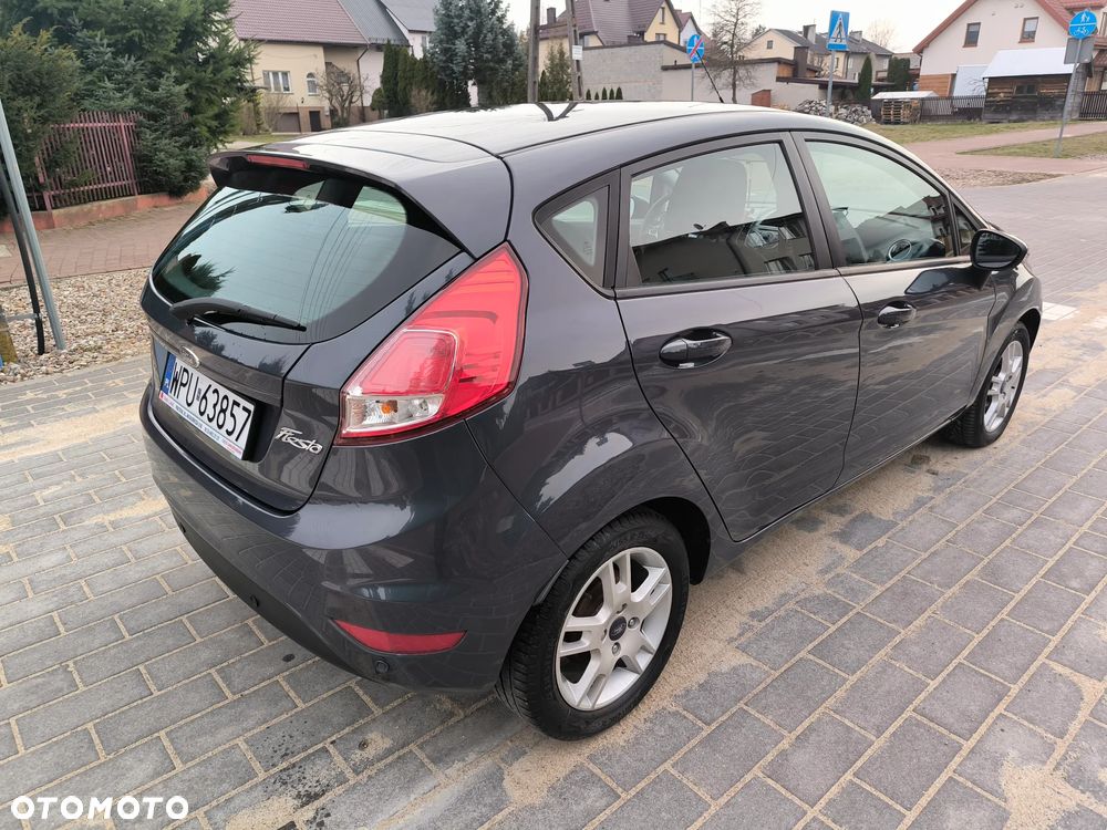 Ford Fiesta - 10