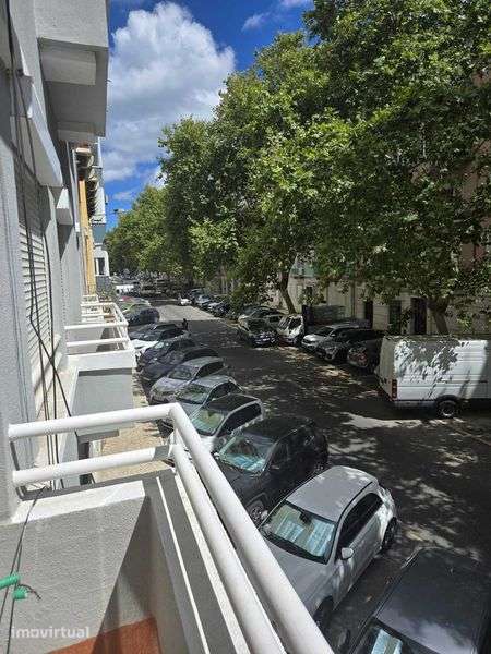 Magnifico Apartamento T3 na Penha de França para Arrendar - Grande imagem: 2/12