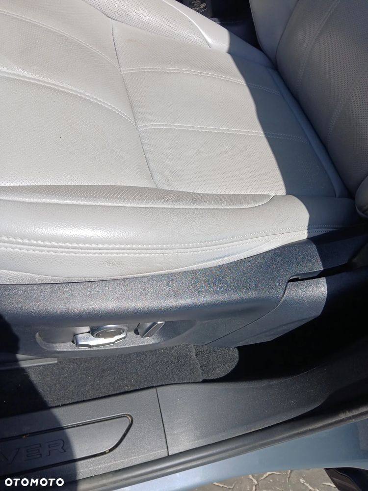 Land Rover Range Rover Evoque 2.0 D200 mHEV R-Dynamic HSE - 23