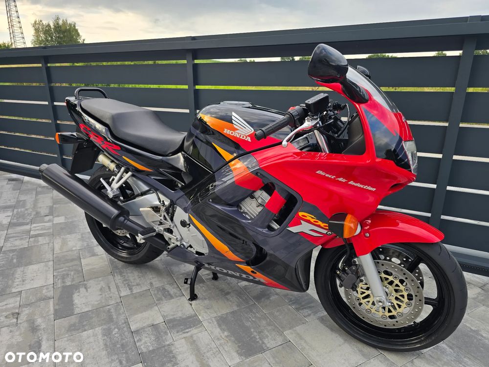 Honda CBR - 5