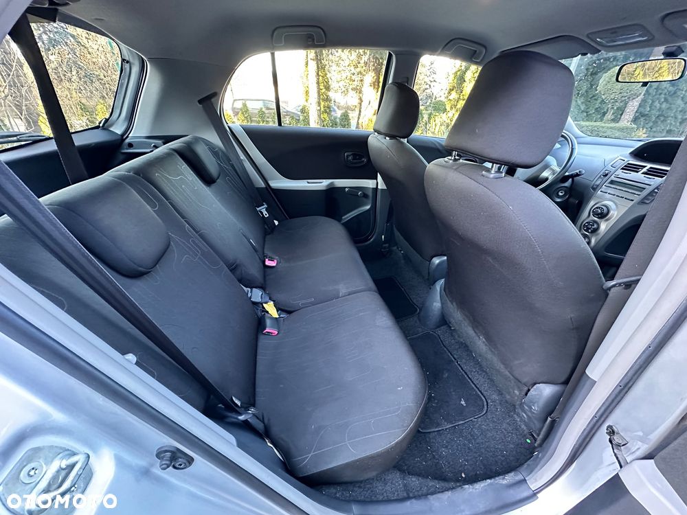 Toyota Yaris 1.0 VVT-i Luna - 8