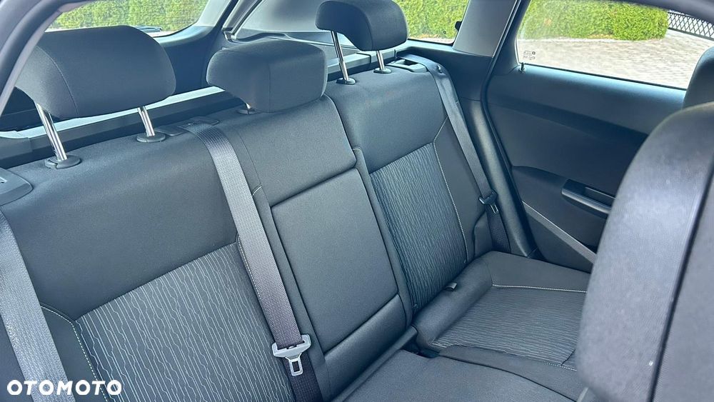 Opel Astra IV 1.4 T Enjoy - 14