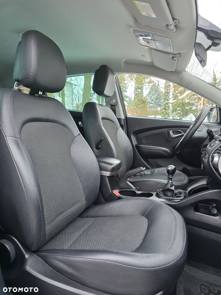 Hyundai ix35 1.6 2WD UEFA EURO 2012 Edition - 25