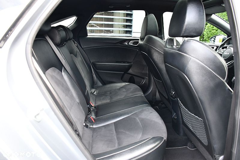 Kia ProCeed 1.5 T-GDI GT Line DCT - 24