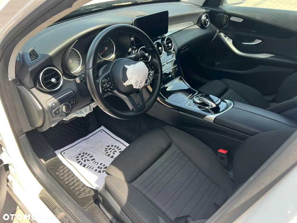 Mercedes-Benz Klasa C 200 d T 9G-TRONIC Exclusive - 9