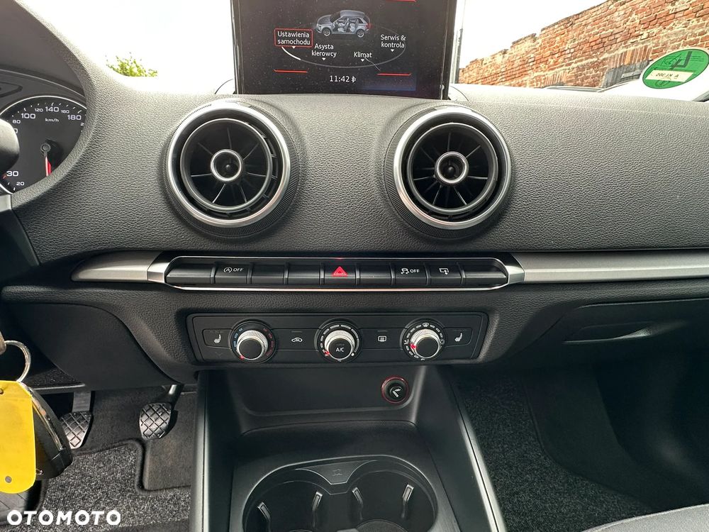 Audi A3 Sportback 1.6 TDI - 13