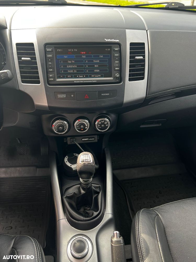 Mitsubishi Outlander 2.2 DI-D 4WD Intense A13 - 8