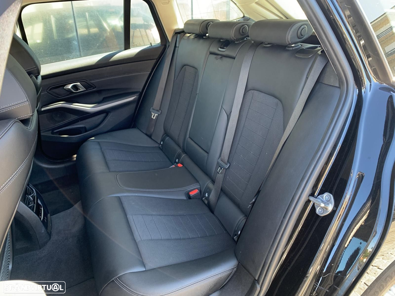 BMW 330 - 18